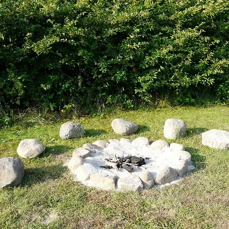 Holiday home Kustaa - 1km From The Sea By Interhome *